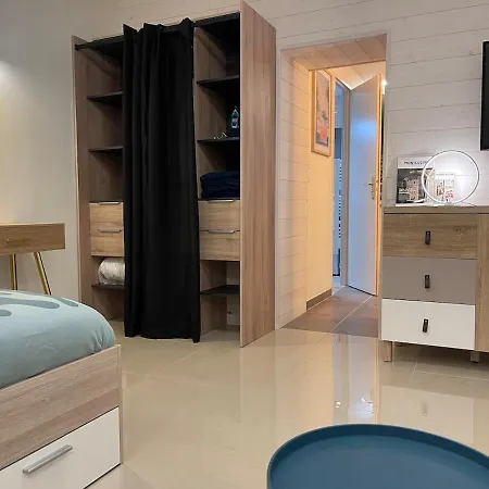 Denis Papin 3 - T1 Refait A Neuf Apartament *